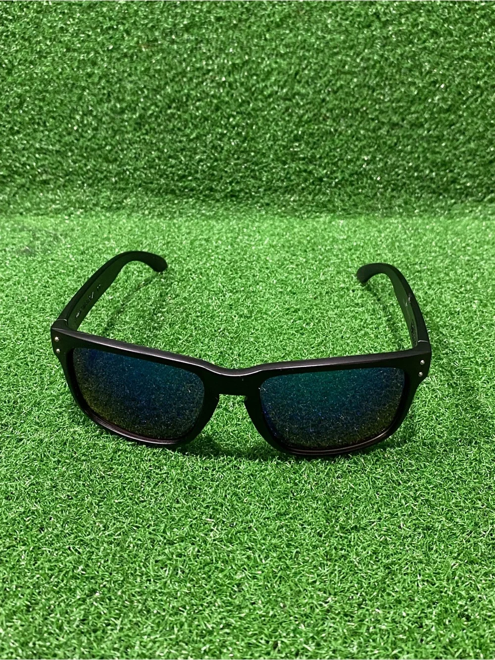 Oakley Holbrook Sunglasses- Matte Black/Prizm Green 009102 Jul 026